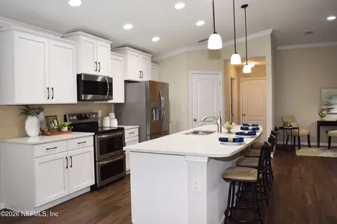 Kitchen - 2277 Eagle Perch Pl, Fleming Island, FL 32003 photo 4 of 4