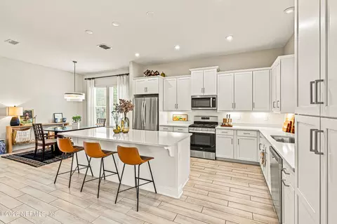 Kitchen - 209 Silkgrass Pl, Saint Johns, FL 32259 photo 3 of 4