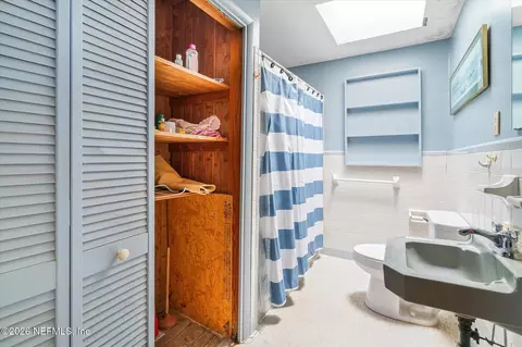 Bath - 6848 Middleton Ave, Saint Augustine, FL 32080 photo 4 of 4