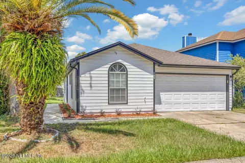 Exterior - 905 Gavagan Rd, Jacksonville, FL 32233 photo 3 of 4