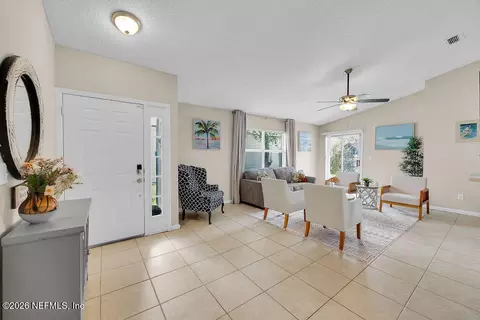 Entry Way - 905 Gavagan Rd, Jacksonville, FL 32233 photo 2 of 2