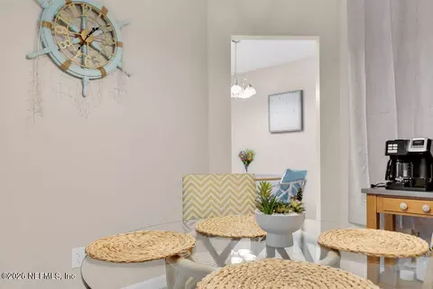 Dining - 905 Gavagan Rd, Jacksonville, FL 32233 photo 3 of 3