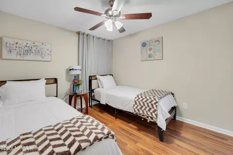 Bedroom - 905 Gavagan Rd, Jacksonville, FL 32233 photo 8 of 19