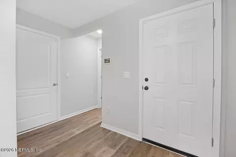 Entry Way - 323 Caminha Rd, Saint Augustine, FL 32084 photo 2 of 3