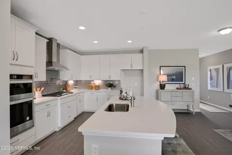 Kitchen - 823 Cherry Elm Dr, Saint Augustine, FL 32092 photo 4 of 8