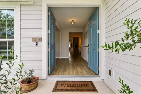 Entry Way - 45 Seton Ct, Saint Augustine, FL 32092 photo 1 of 3