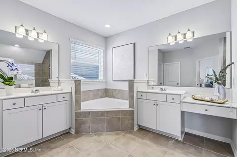 Bath - 45 Seton Ct, Saint Augustine, FL 32092 photo 2 of 5