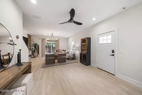 Entry Way - 45 Donner Rd #C, Atlantic Beach, FL 32233 photo 1 of 4