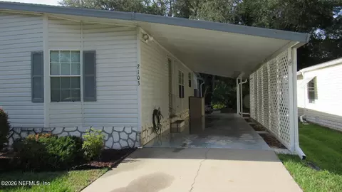2103 Stacey Dr, Mount Dora, FL 32757 photo 3