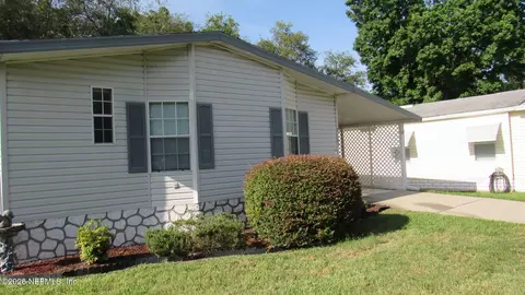 2103 Stacey Dr, Mount Dora, FL 32757 photo 2