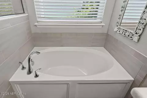 Bath - 206 Rivercliff Trl, Saint Augustine, FL 32092 photo 7 of 11