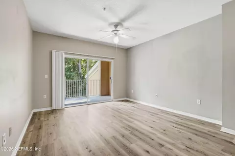 Living - 615 Fairway Dr #206, Saint Augustine, FL 32084 photo 3 of 5