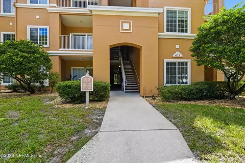 Exterior - 615 Fairway Dr #206, Saint Augustine, FL 32084 photo 1 of 4