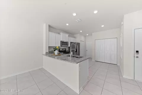 Kitchen - 41 Temple Dr, Saint Augustine, FL 32092 photo 2 of 5