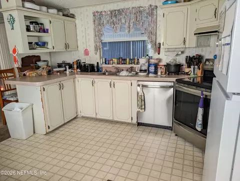 116 Cordell Ave #A, Interlachen, FL 32148 photo 6