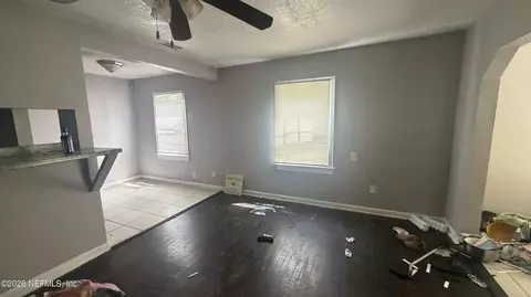 Living - 285 E 46th St, Jacksonville, FL 32208 photo 1 of 2