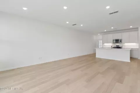 Living - 28 Kingsville Ct, Saint Augustine, FL 32092 photo 3 of 3