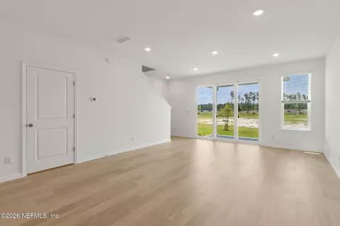 Living - 28 Kingsville Ct, Saint Augustine, FL 32092 photo 2 of 3