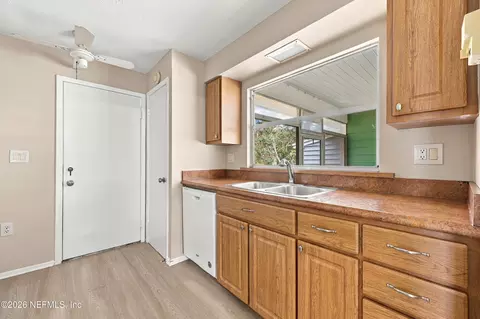 Kitchen - 1013 Aragon Ave, St. Augustine South, FL 32086 photo 2 of 3