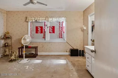 Bedroom - 316 Macgill St, Interlachen, FL 32148 photo 5 of 5