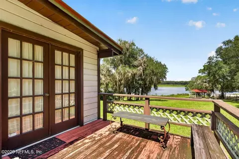 Exterior - 316 Macgill St, Interlachen, FL 32148 photo 24 of 35