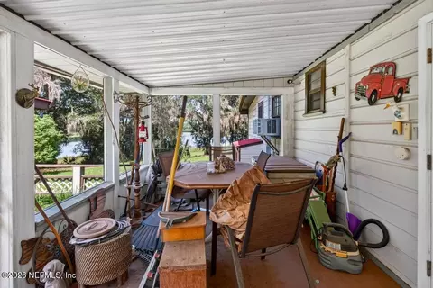 Exterior - 316 Macgill St, Interlachen, FL 32148 photo 23 of 35