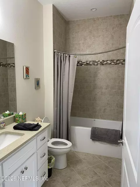 Bath - 8516 240th St, O Brien, FL 32071 photo 6 of 6