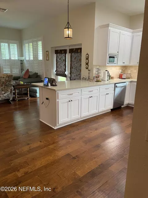 Kitchen - 8516 240th St, O Brien, FL 32071 photo 4 of 4