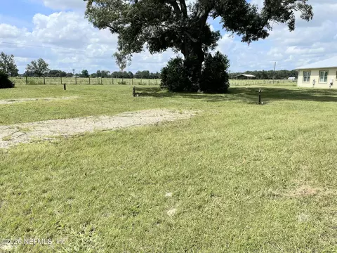 Exterior - 8516 240th St, O Brien, FL 32071 photo 3 of 3