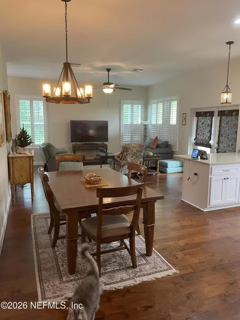 Dining - 8516 240th St, O Brien, FL 32071 photo 2 of 2