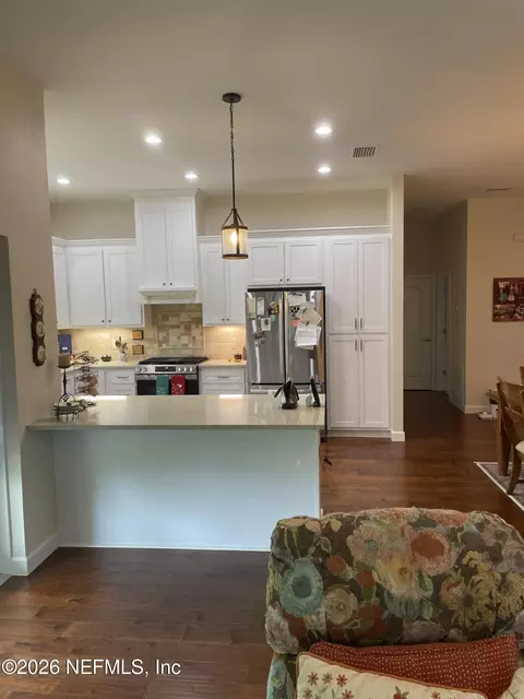 Kitchen - 8516 240th St, O Brien, FL 32071 photo 3 of 4