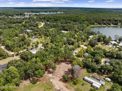 000 Cherokee Dr, Interlachen, FL 32148 photo 11