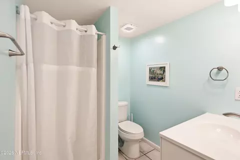 Bath - 943 S Ponce De Leon Blvd, Saint Augustine, FL 32084 photo 2 of 3
