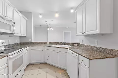 Kitchen - 155 Legendary Dr #207, Saint Augustine, FL 32092 photo 2 of 2