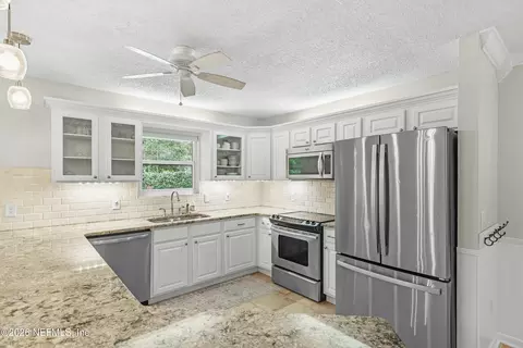 Kitchen - 3285 Turtle Creek Rd, Saint Augustine, FL 32086 photo 1 of 3