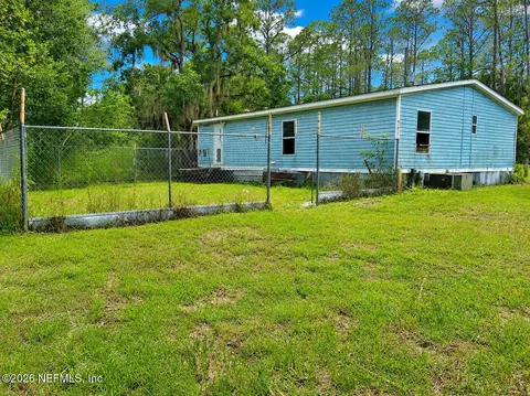 106 Lake Shore Rd, Interlachen, FL 32148 photo 4
