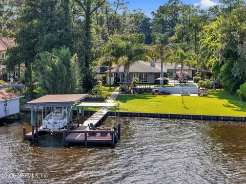 4537 Ortega Farms Cir, Jacksonville, FL 32210