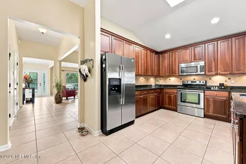 Kitchen - 363 Porta Rosa Cir, Saint Augustine, FL 32092 photo 2 of 6