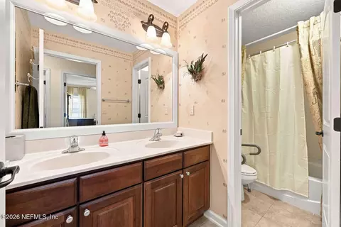 Bath - 363 Porta Rosa Cir, Saint Augustine, FL 32092 photo 3 of 3