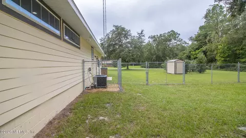 Exterior - 6723 SW 95th St, Hampton, FL 32044 photo 8 of 13