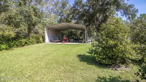 Exterior - 6723 SW 95th St, Hampton, FL 32044 photo 11 of 13