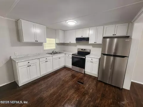 5827 Augo Ln, Jacksonville, FL 32244 photo 6