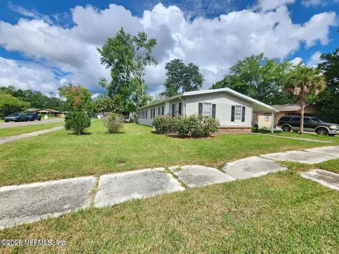 5827 Augo Ln, Jacksonville, FL 32244 photo 2