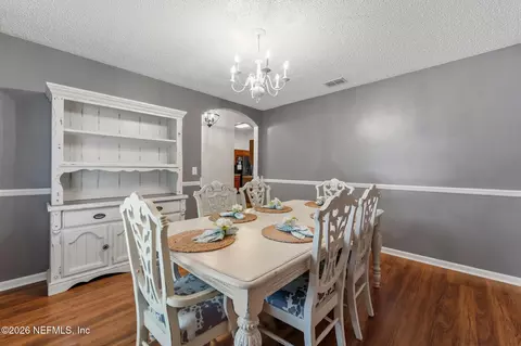 Dining - 1699 Jayhawk Ln E, Jacksonville, FL 32221 photo 4 of 4
