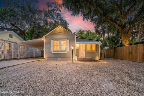 Exterior - 17 Dufferin St, Saint Augustine, FL 32084 photo 2 of 12