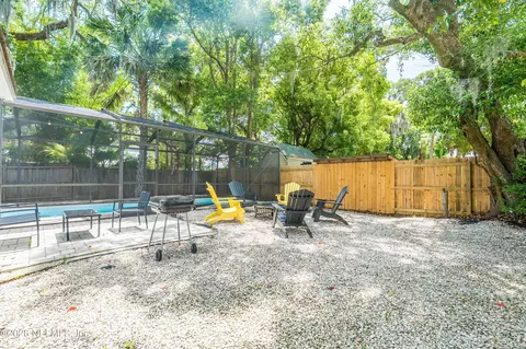 Exterior - 17 Dufferin St, Saint Augustine, FL 32084 photo 8 of 12