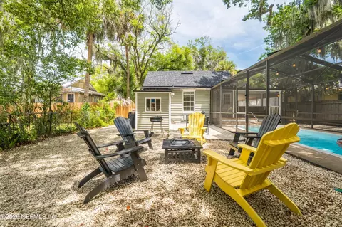Exterior - 17 Dufferin St, Saint Augustine, FL 32084 photo 9 of 12
