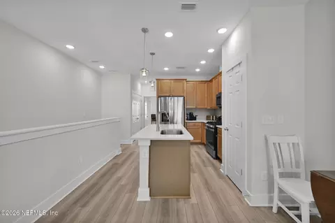 Entry Way - 11114 Binary Ct, Jacksonville, FL 32256 photo 5 of 5