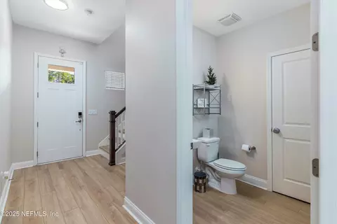 Entry Way - 231 Silkgrass Pl, Saint Johns, FL 32259 photo 2 of 4