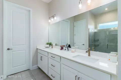 Bath - 231 Silkgrass Pl, Saint Johns, FL 32259 photo 2 of 3